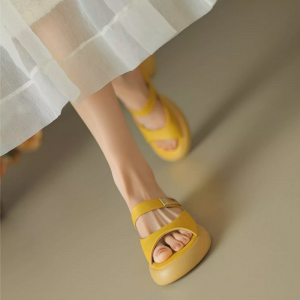 รองเท้าส้นสูง size 33 - 43
